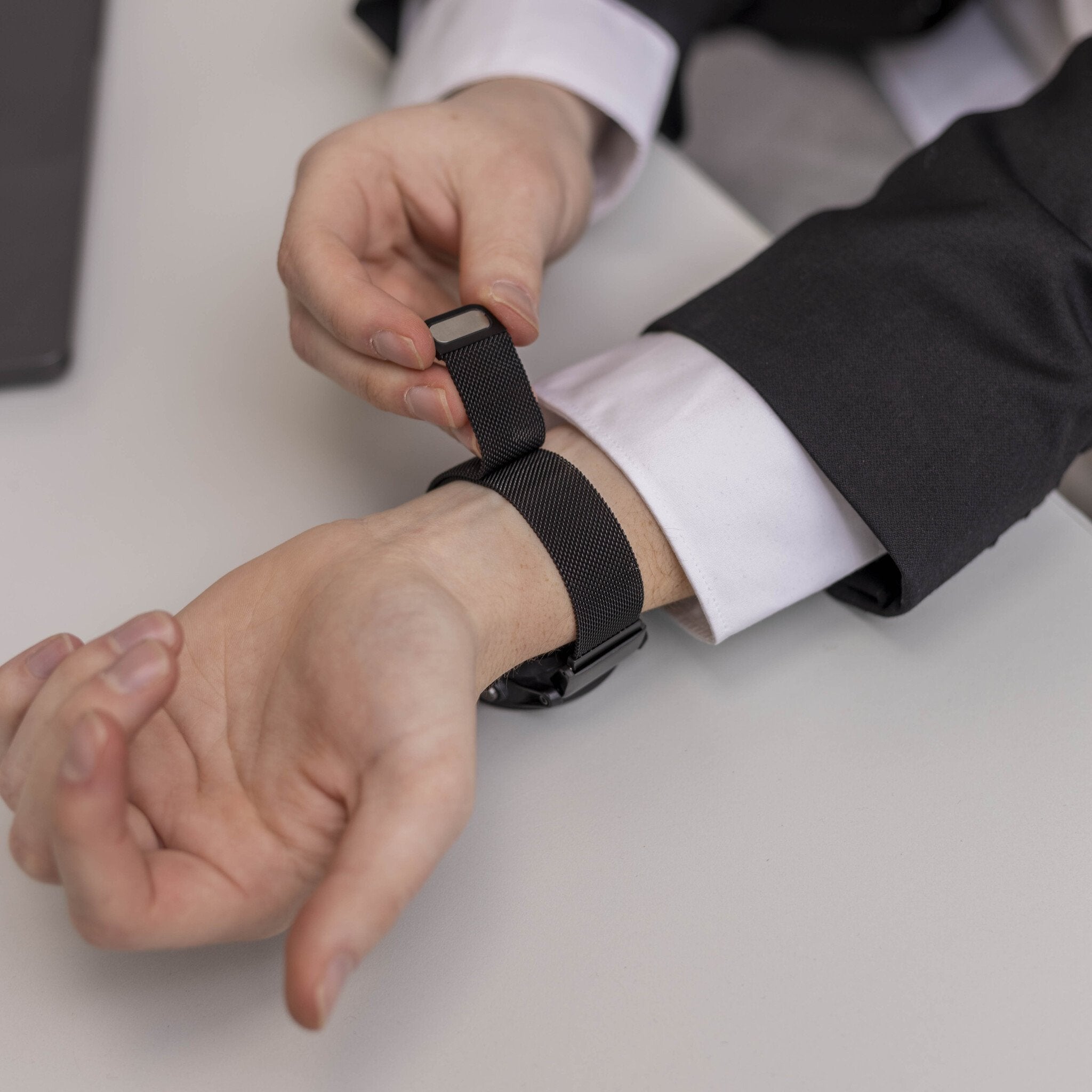 Bracelet milanais Garmin Approach S70 - 47mm (noir)