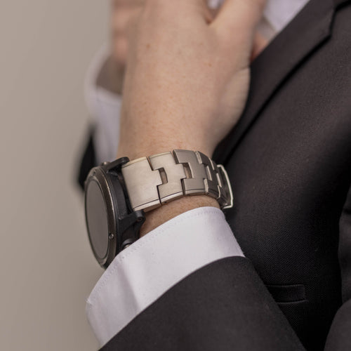 Bracelet titane Garmin Tactix 7 (titane)