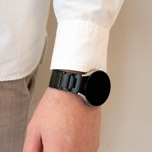 Titanium Strap 'One Push', black, lifestyle photo