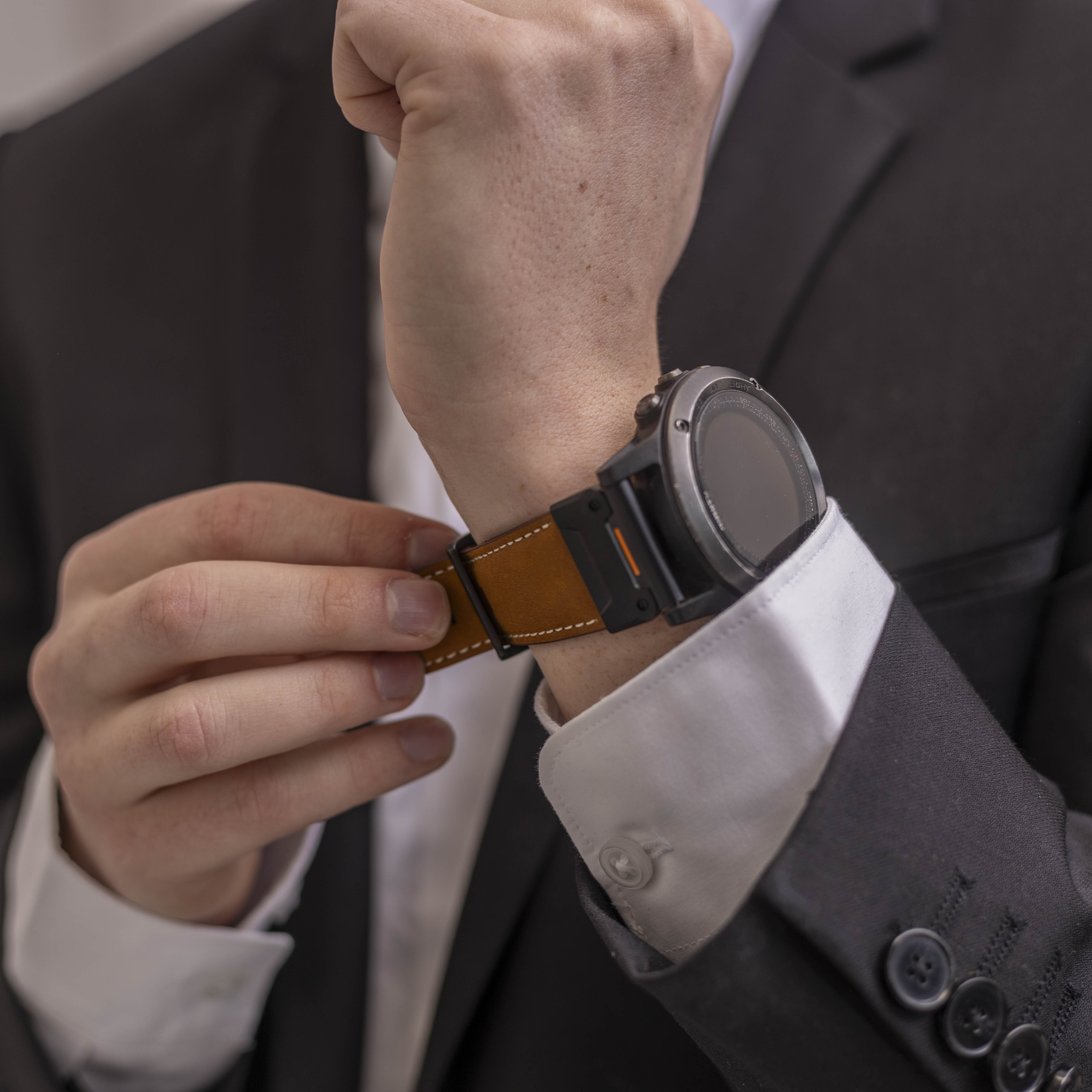 Bracelet en cuir véritable Garmin Enduro 1 / 2 / 3 (marron)