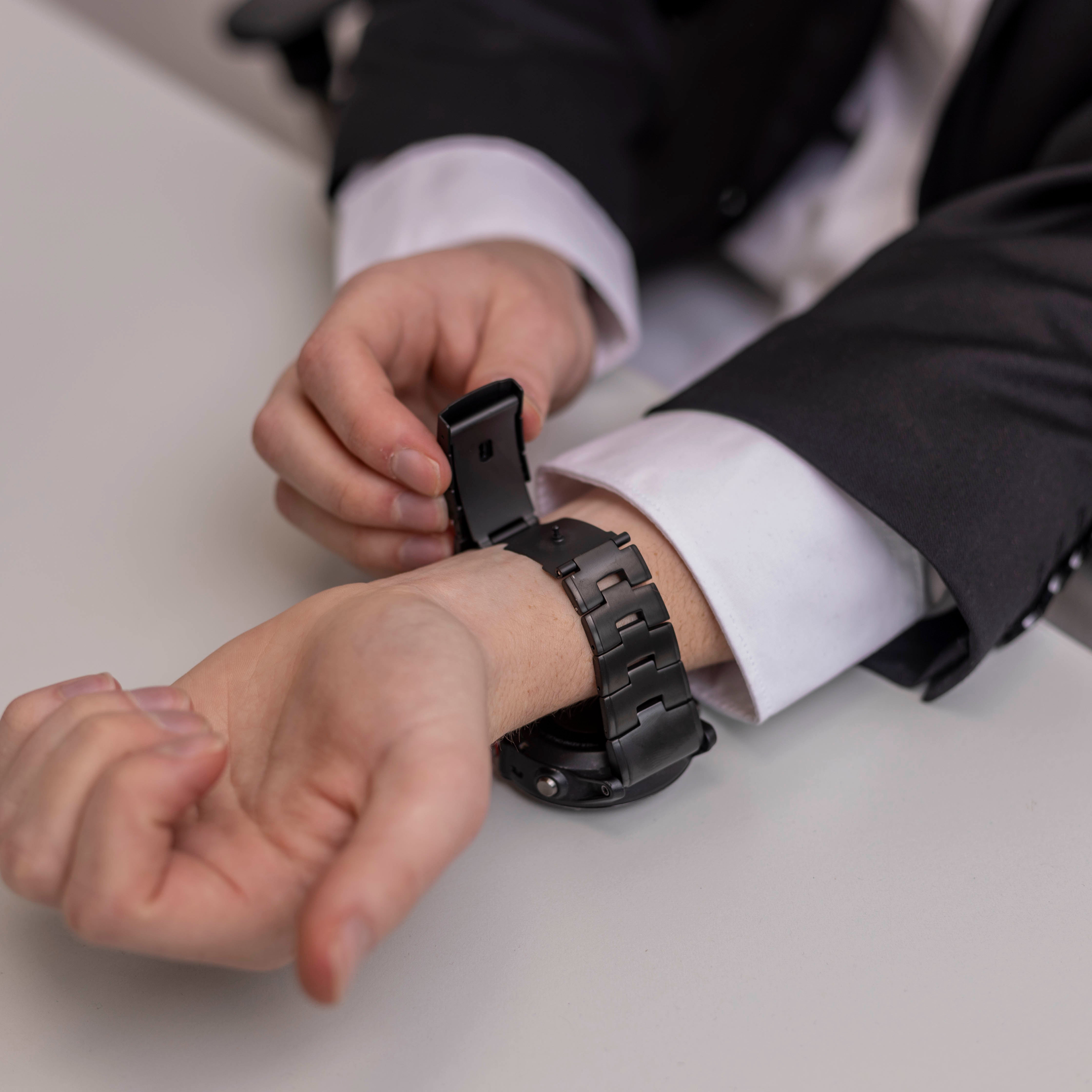 Bandz Bracelet titane Garmin Descent MK1 (noir)