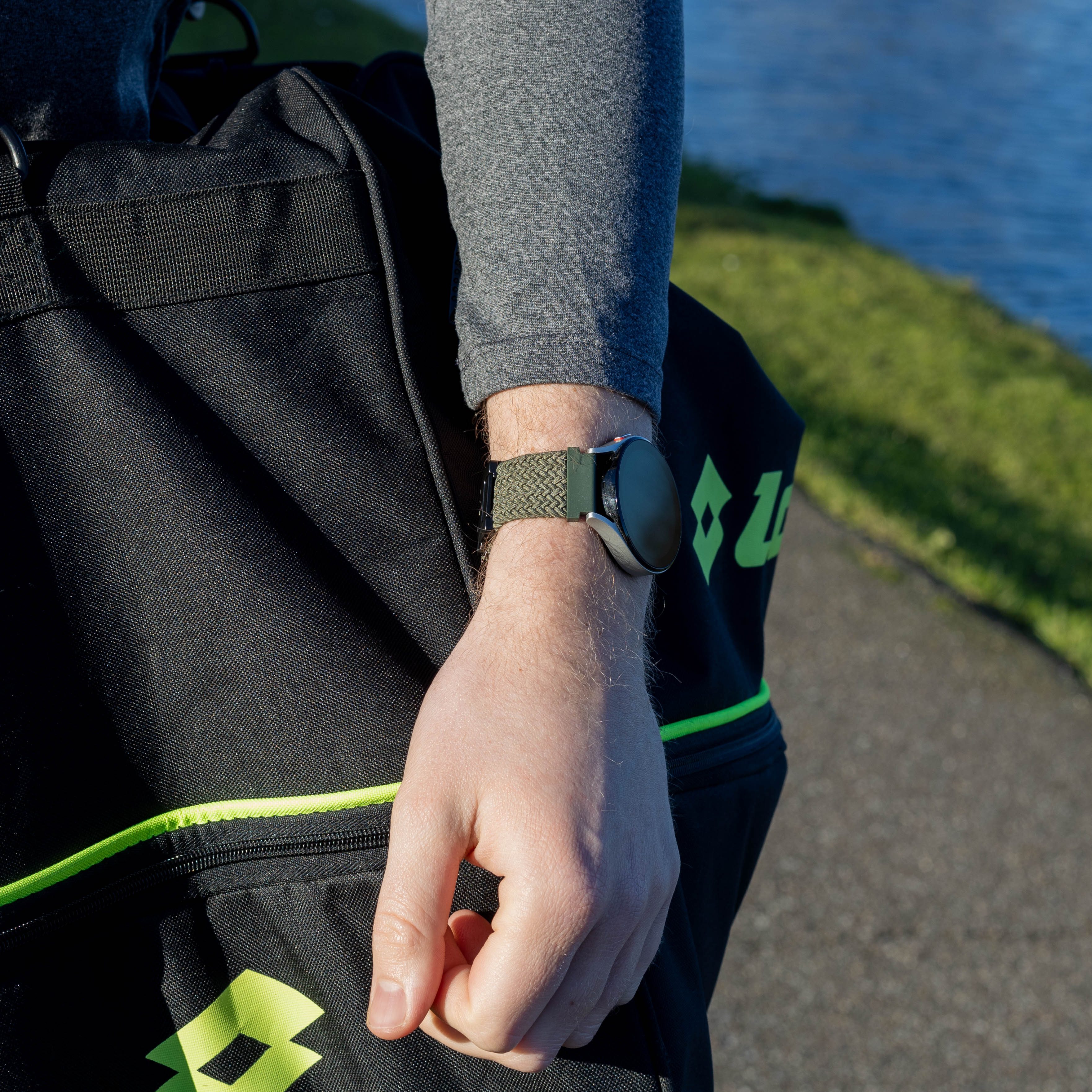 Bracelet tissé avec boucle Garmin Venu (vert)