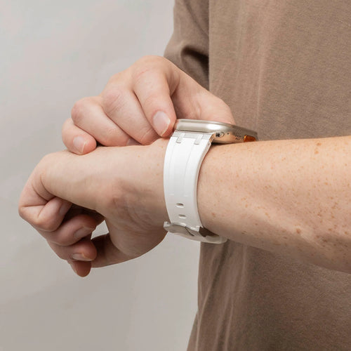 Apple Watch Luxury Liquid Silicone Strap (White/Silver)