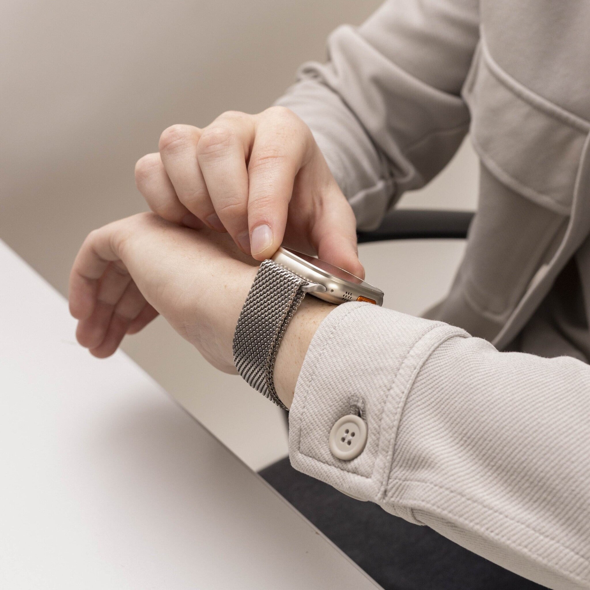 Bracelet milanais moderne Apple Watch Ultra (titane)
