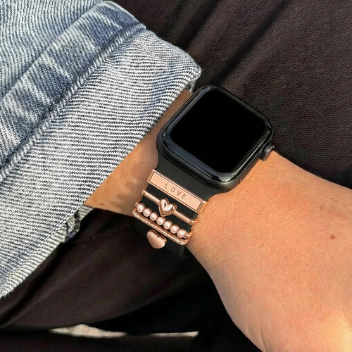 Bracelet smartwatch avec charms - Coeurs (or rose)