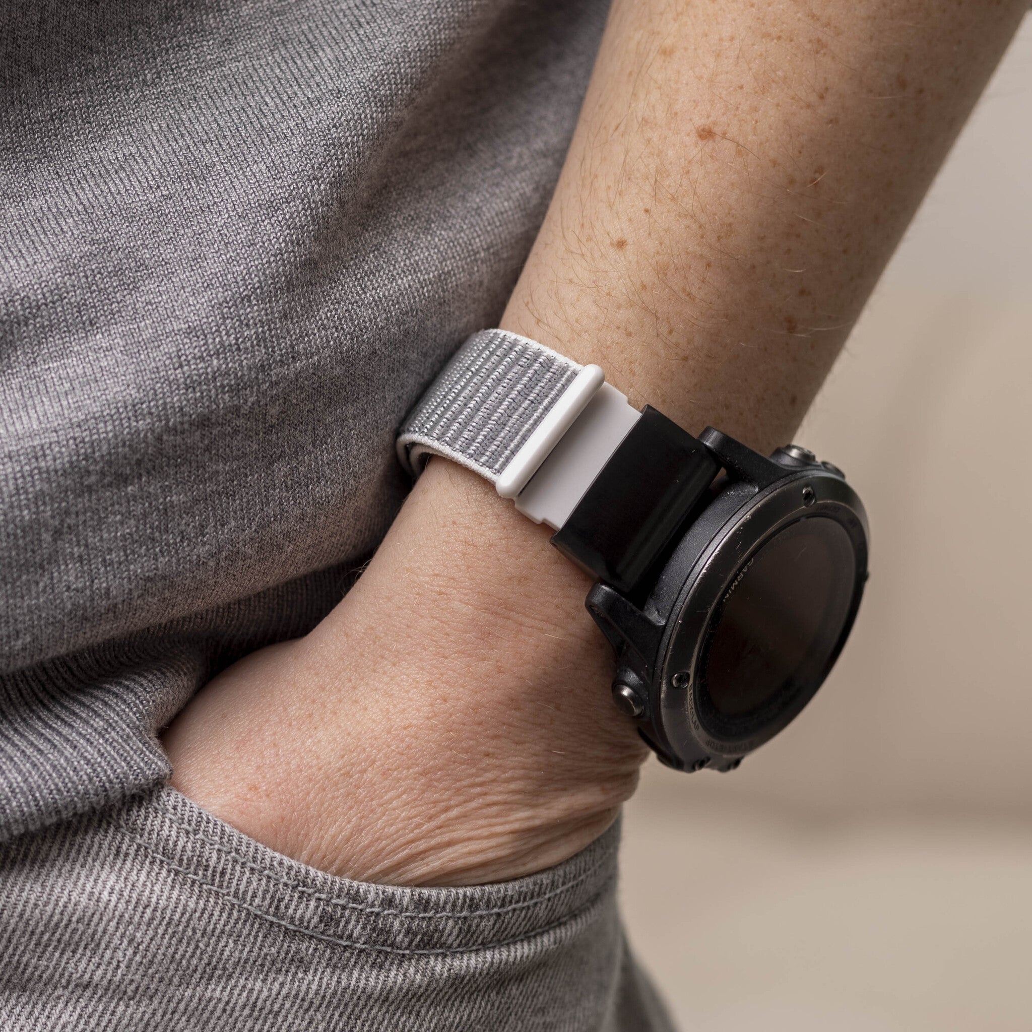 Bracelet nylon Garmin D2 Bravo (gris)