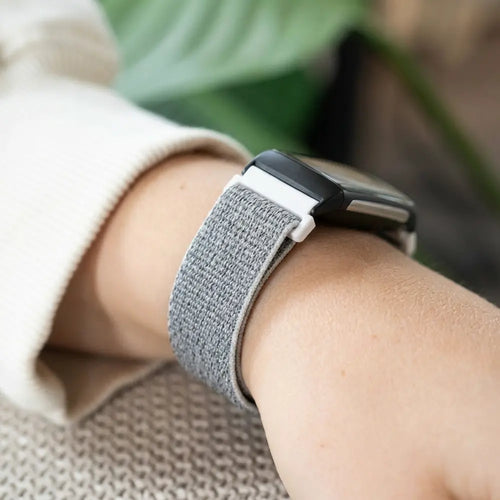 Fitbit Charge 6 nylon bandje (grijs)