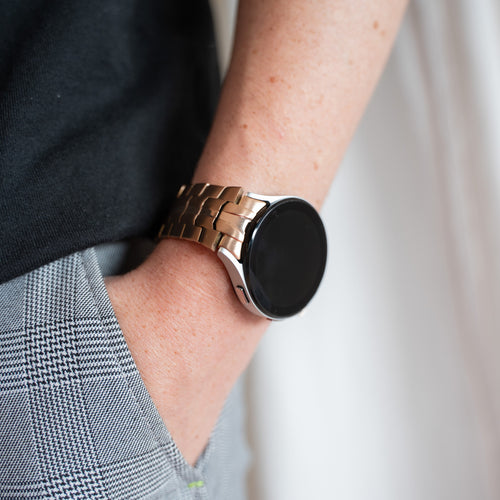 Steel Iron Strap, rose gold, lifestyle photo