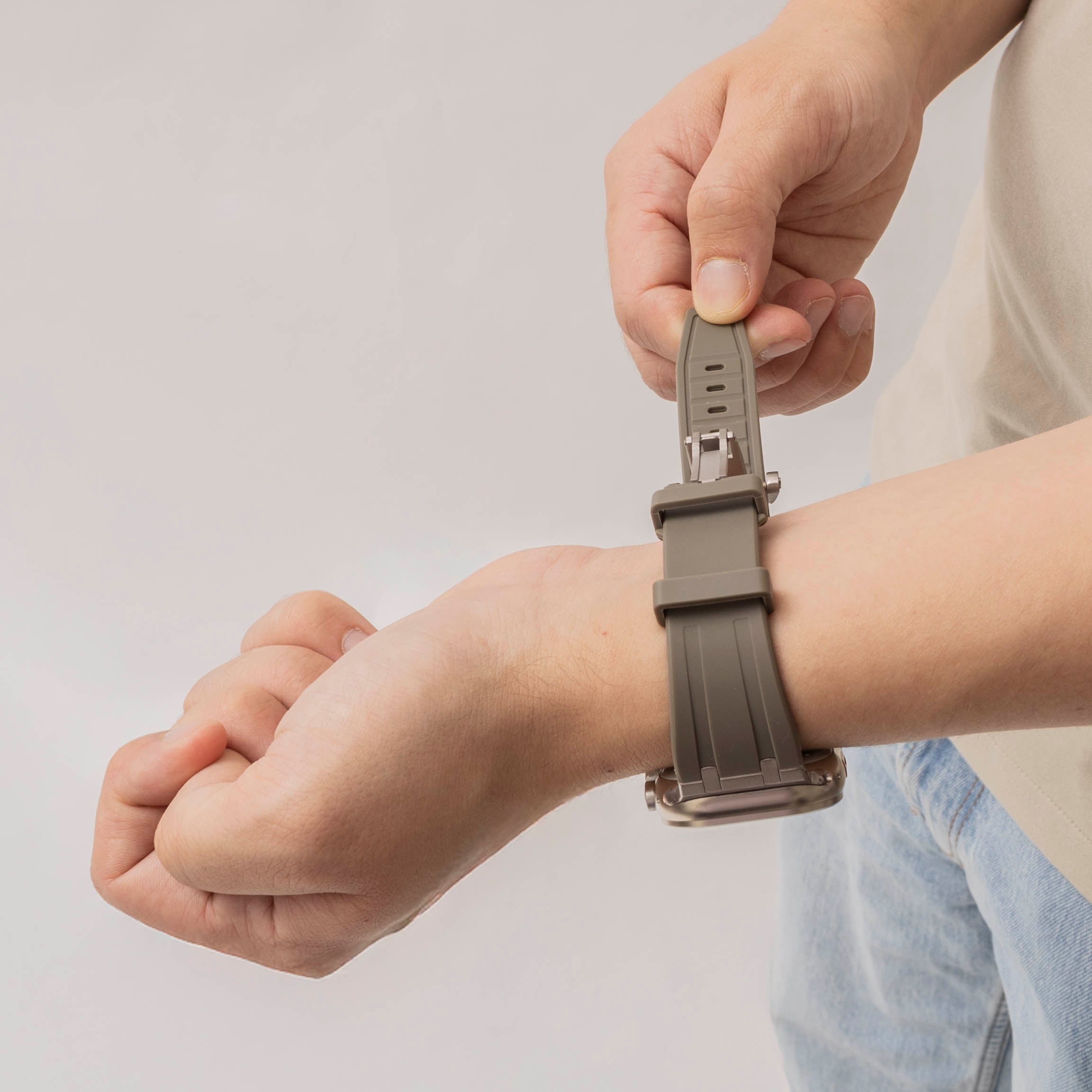 Bandz Bracelet silicone 'Luxe Liquid' Apple Watch Ultra (marron avec argent)