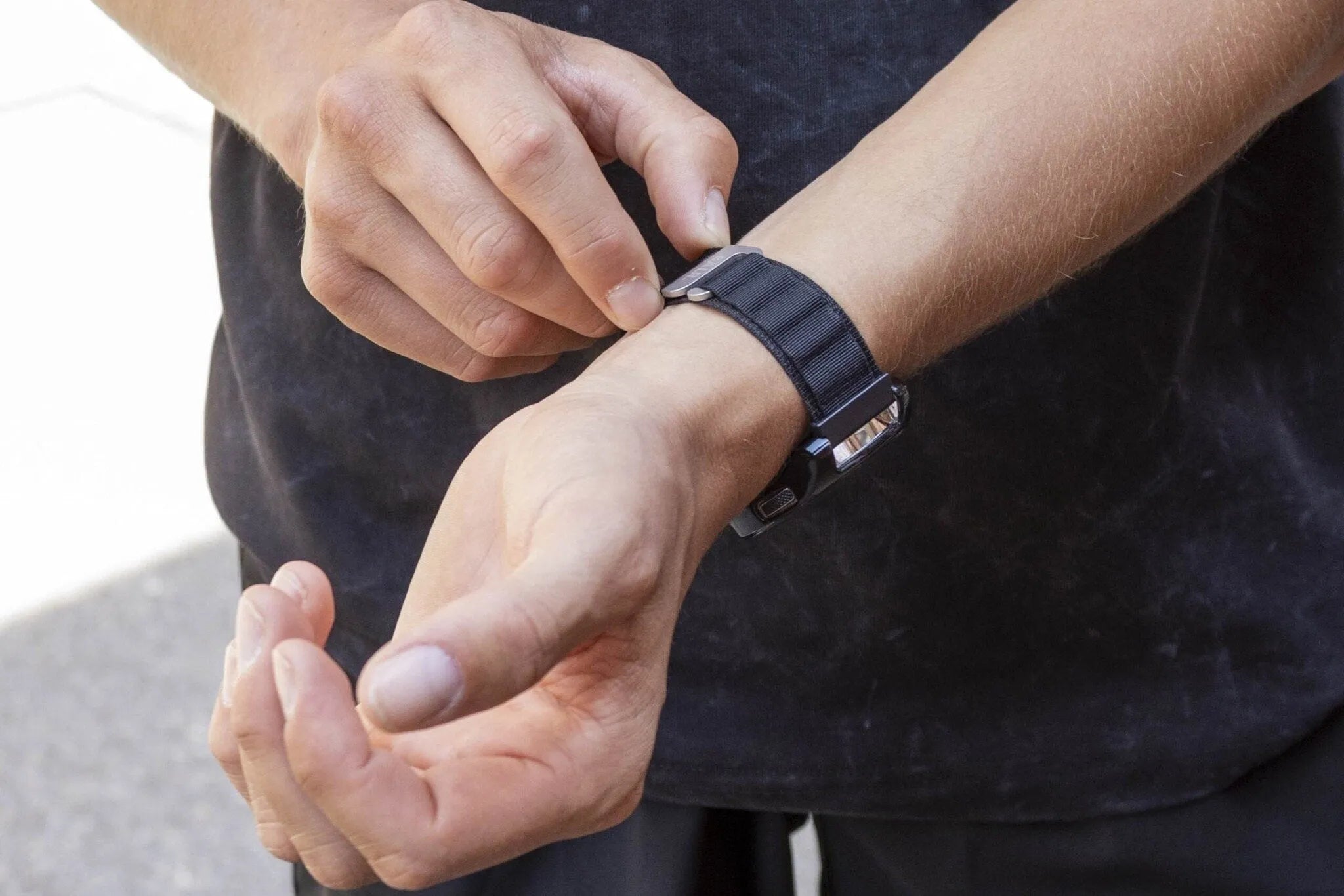 BALR Bracelet Loop Alpine Fossil Gen 5 (noir)