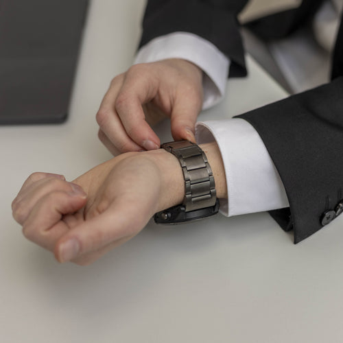 Bracelet titane magnétique Garmin Fenix E (graphite)